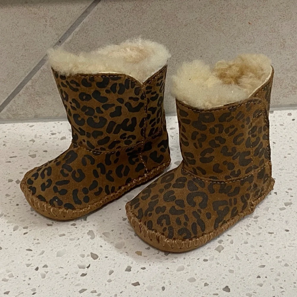 UGG Baby Leopard Print Cassie